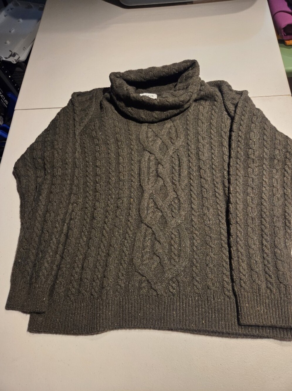 Orvis Womens Wool Blend Cableknit Sweater